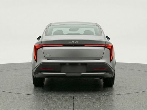 Used 2025 Kia K4 LXS image 7