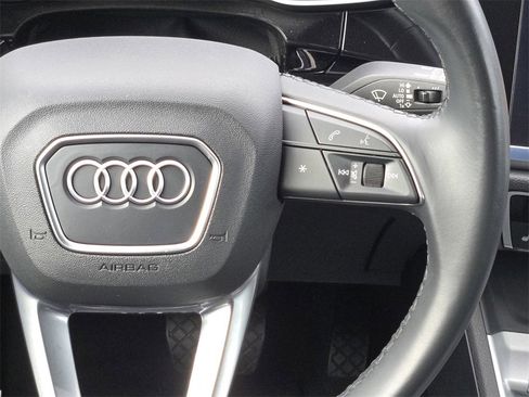 Used 2022 Audi Q3 2.0T Premium Plus w/ Premium Plus Package image 16