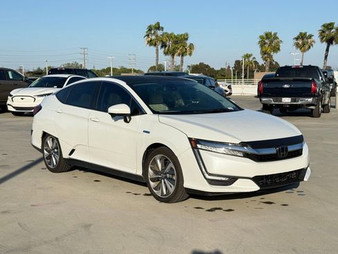 Used 2019 Honda Clarity Plug-In Hybrid image 4
