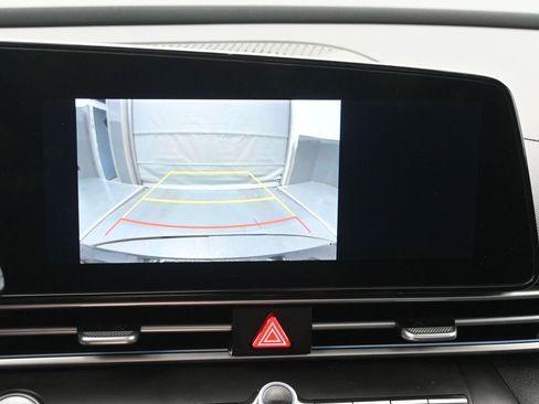 Used 2023 Hyundai Elantra Limited w/ Cargo Package image 17