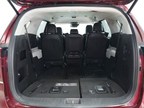 Used 2024 Kia Carnival SX image 34