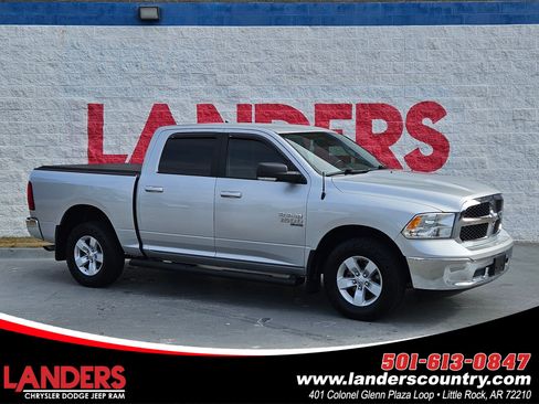 Used 2019 RAM 1500 Classic SLT w/ Luxury Group image 1