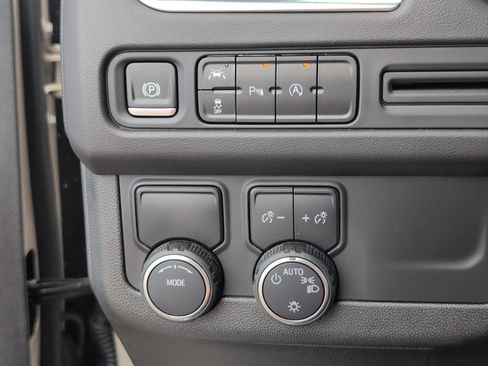 Used 2024 Chevrolet Tahoe RST RWD image 27