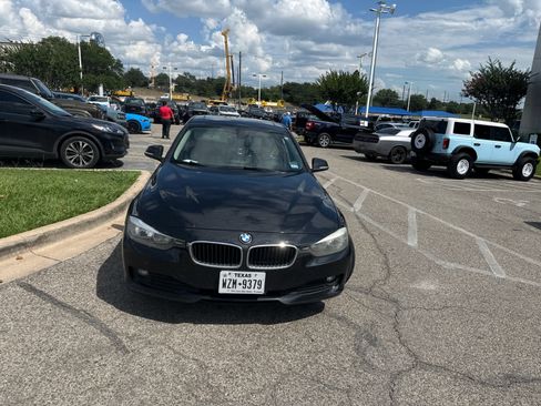 Used 2015 BMW 320i Sedan RWD image 6