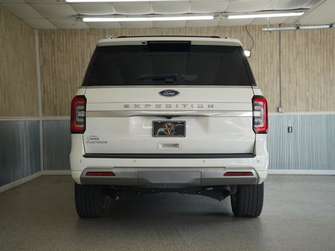 Used 2023 Ford Expedition Platinum AWD/4WD image 8