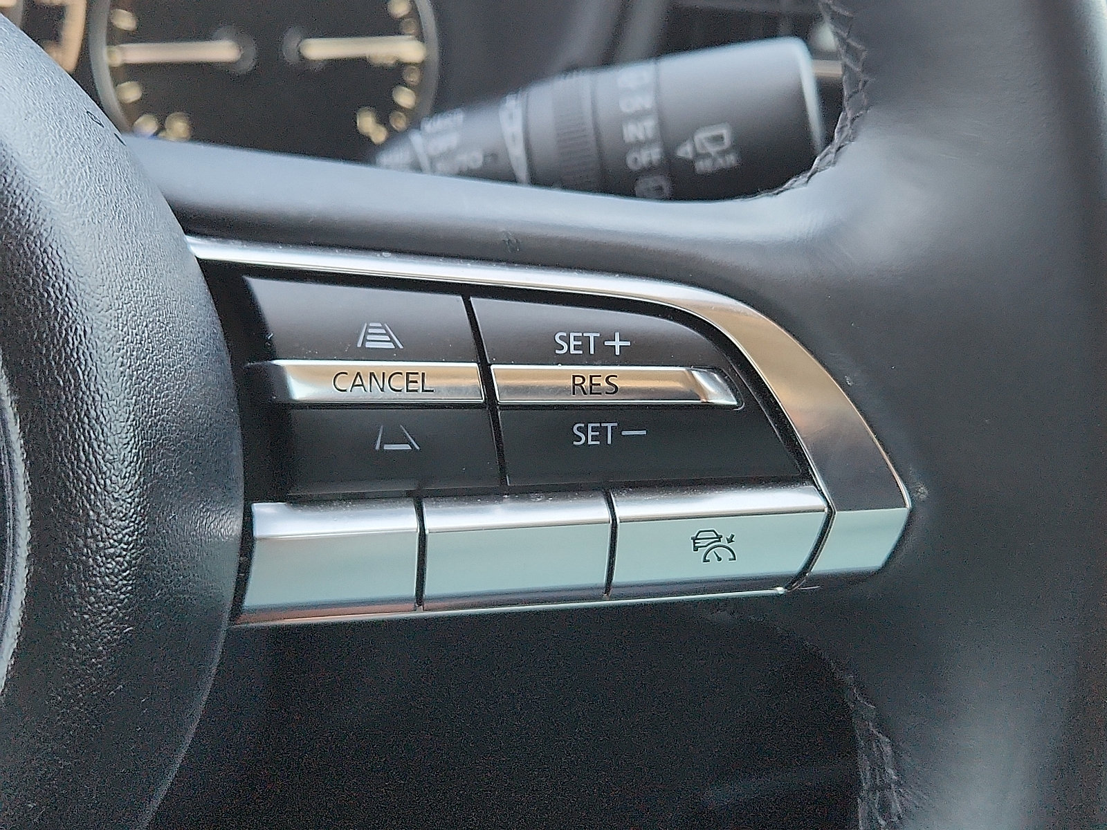 Used 2021 MAZDA CX-30 AWD 2.5 S w/ Premium Package image 18