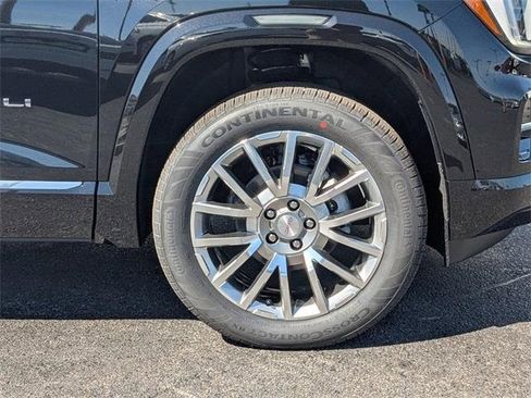 New 2026 GMC Terrain Denali w/ LPO, Floor Liner Package image 11