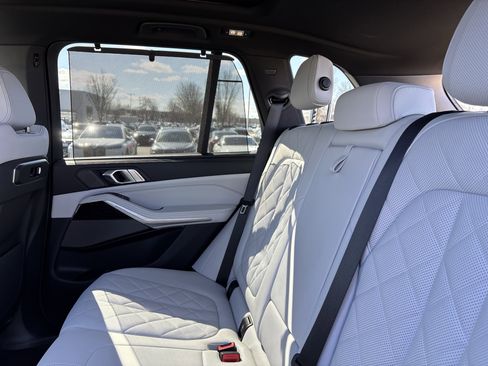 Certified 2025 BMW X5 sDrive40i image 32