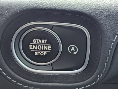 Used 2023 Mercedes-Benz Maybach GLS 600 4MATIC image 26