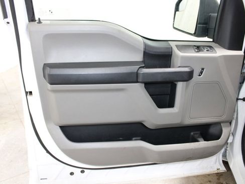 Used 2020 Ford F150 XL w/ Equipment Group 101A Mid RWD image 34