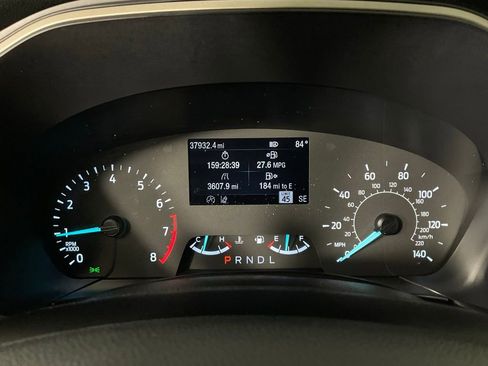 Used 2022 Ford Escape SE w/ SE Sport Appearance Package image 25