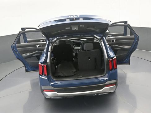 Used 2025 Kia Sorento SX image 75