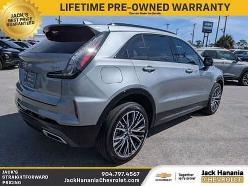 Used 2025 Cadillac XT4 Sport FWD image 3