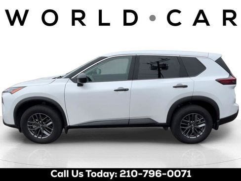 Certified 2025 Nissan Rogue S FWD image 6
