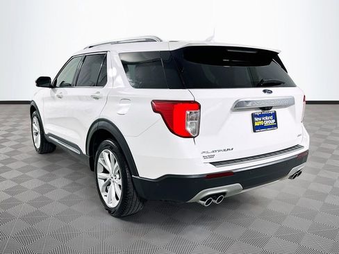 Used 2022 Ford Explorer Platinum w/ Equipment Group 601A AWD/4WD image 8