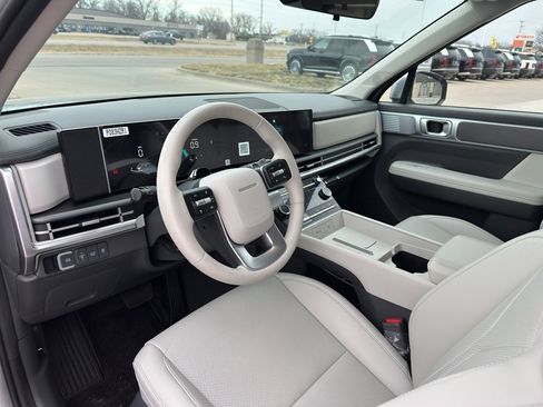 New 2025 Hyundai Santa Fe SEL FWD image 12