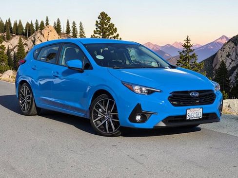 Certified 2025 Subaru Impreza 2.0i Sport AWD/4WD image 2