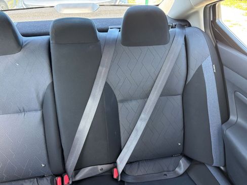 Used 2025 Nissan Versa SV FWD image 37