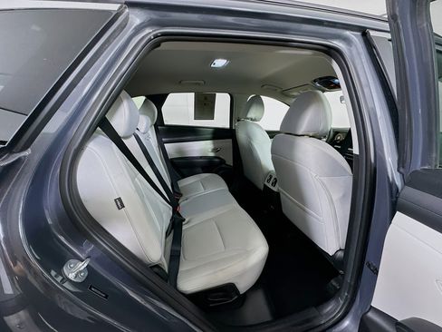 Used 2025 Hyundai Tucson SEL FWD image 30