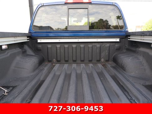 Used 2022 Nissan Frontier Pro-X RWD image 16