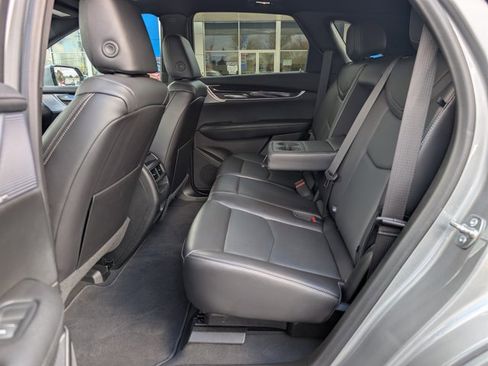Used 2025 Cadillac XT5 Premium Luxury image 15