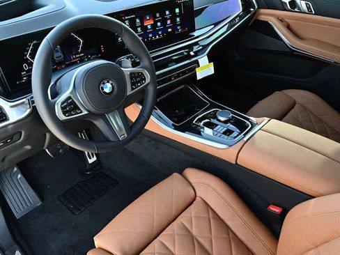 New 2026 BMW X5 xDrive40i w/ M Sport Package image 11