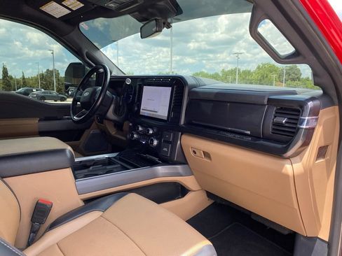 Used 2024 Ford F350 Lariat w/ Lariat Ultimate Package AWD/4WD image 30