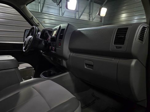 Used 2018 Nissan NV 3500 SV w/ Navigation Package RWD image 13