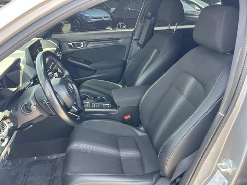 Used 2024 Honda Civic Sport image 18