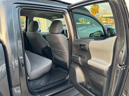 Used 2023 Toyota Tacoma SR AWD/4WD image 20