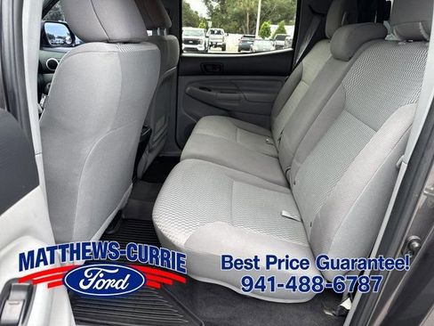 Used 2015 Toyota Tacoma PreRunner w/ SR5 Package RWD image 12