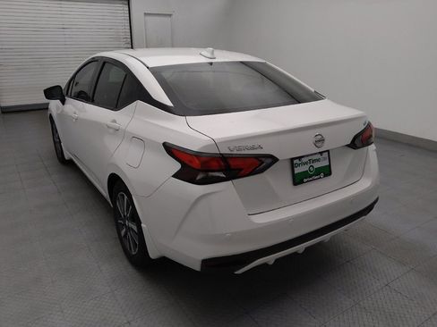 Used 2022 Nissan Versa SV w/ Trunk Package FWD image 5