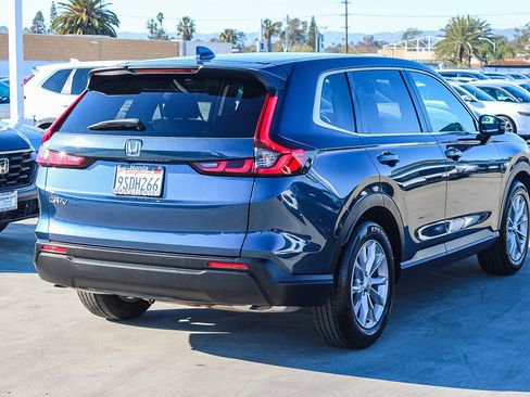 Certified 2025 Honda CR-V EX image 9
