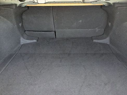 Used 2022 Toyota Corolla LE image 6