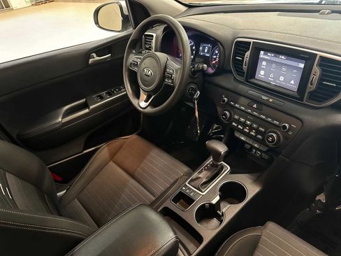 Used 2017 Kia Sportage LX w/ LX Popular Package AWD/4WD image 28