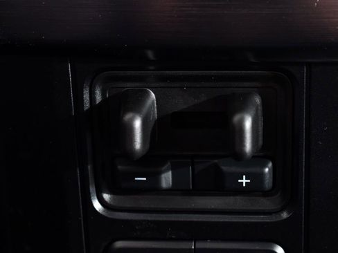 New 2026 Ford F350 Lariat w/ Black Appearance Package image 32