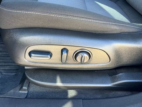 Certified 2024 Chevrolet Blazer LT w/ Convenience Package image 13