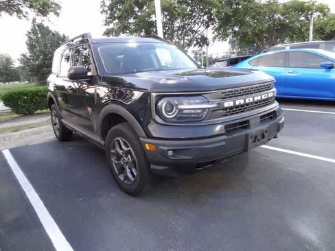 Used 2021 Ford Bronco Sport Badlands w/ Badlands Package AWD/4WD image 3