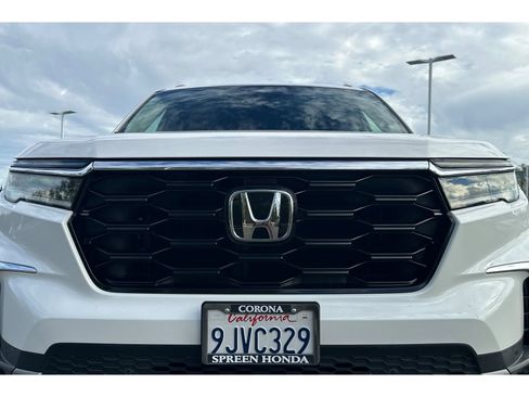 Used 2024 Honda Pilot Touring image 50