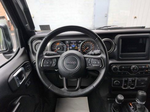 Used 2021 Jeep Wrangler Unlimited Sport AWD/4WD image 19