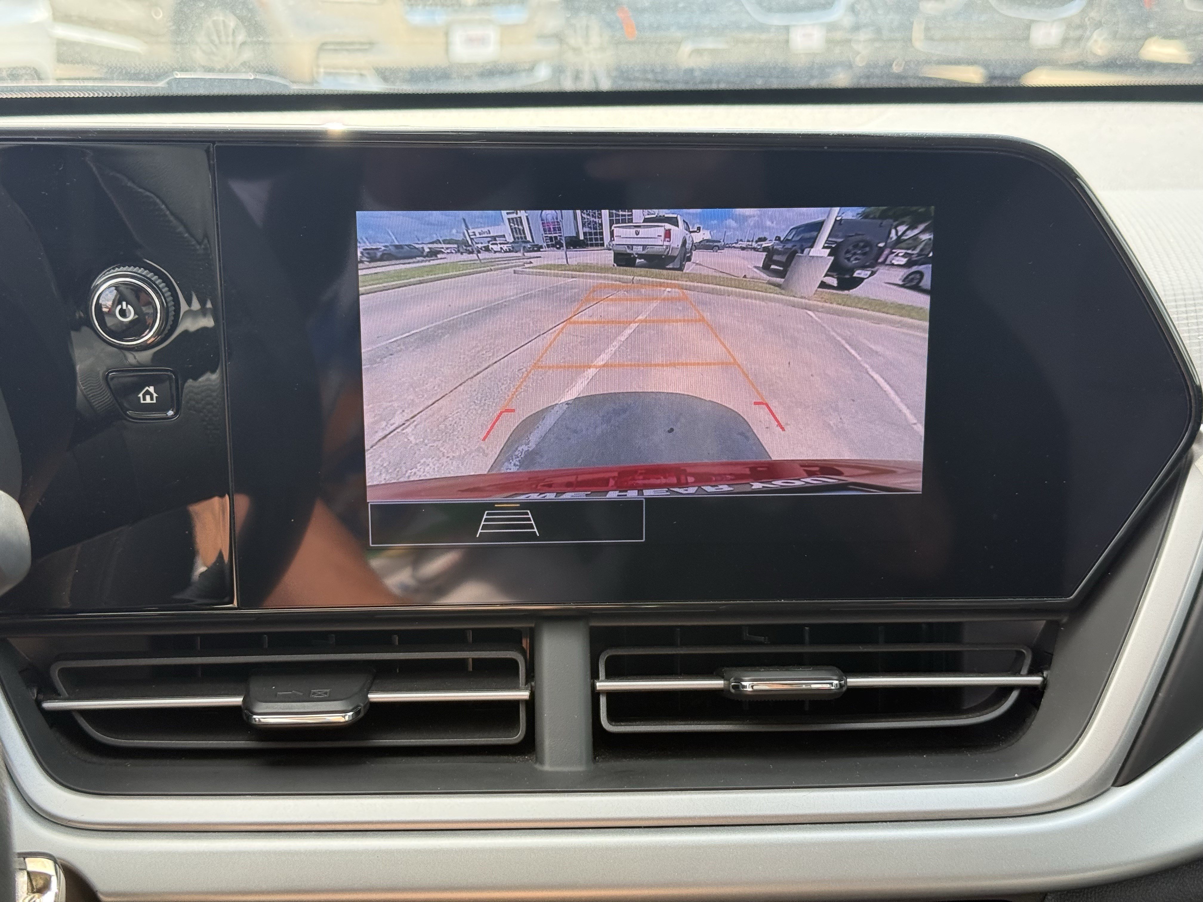 Used 2026 Chevrolet Trax LS FWD image 22