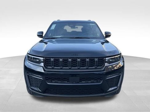 New 2026 Jeep Grand Cherokee Limited w/ Limited Altitude Package image 2
