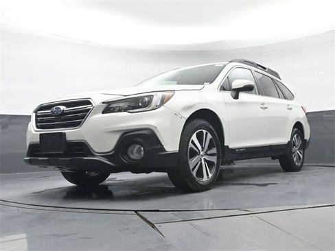 Used 2019 Subaru Outback 2.5i Limited image 30
