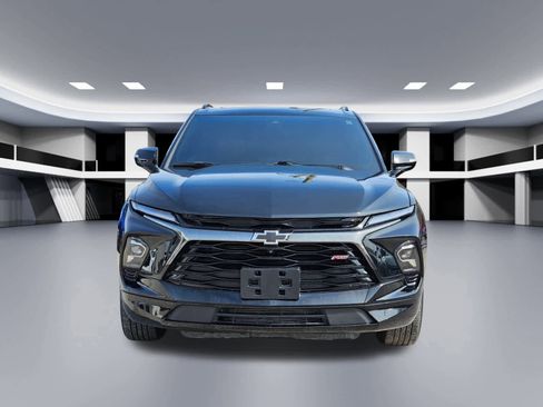 Used 2025 Chevrolet Blazer RS w/ Driver Confidence II Package image 9