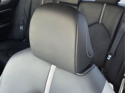 Used 2022 Toyota Camry XSE FWD image 23