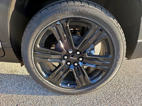New 2026 GMC Acadia Elevation w/ Black Edition FWD image 38