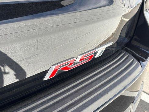 Used 2025 Chevrolet Suburban RST image 11