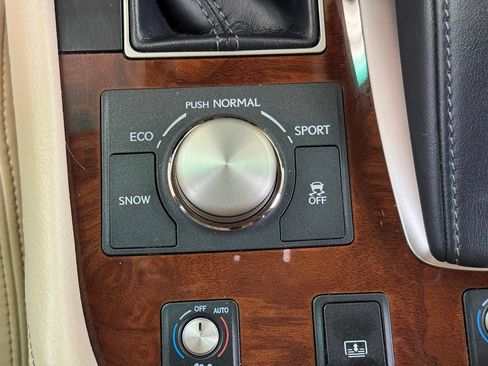 Used 2013 Lexus LS 460 AWD w/ Comfort Pkg image 49