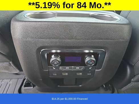 New 2026 GMC Yukon XL Elevation image 17