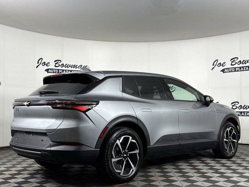 New 2026 Chevrolet Equinox EV LT image 7